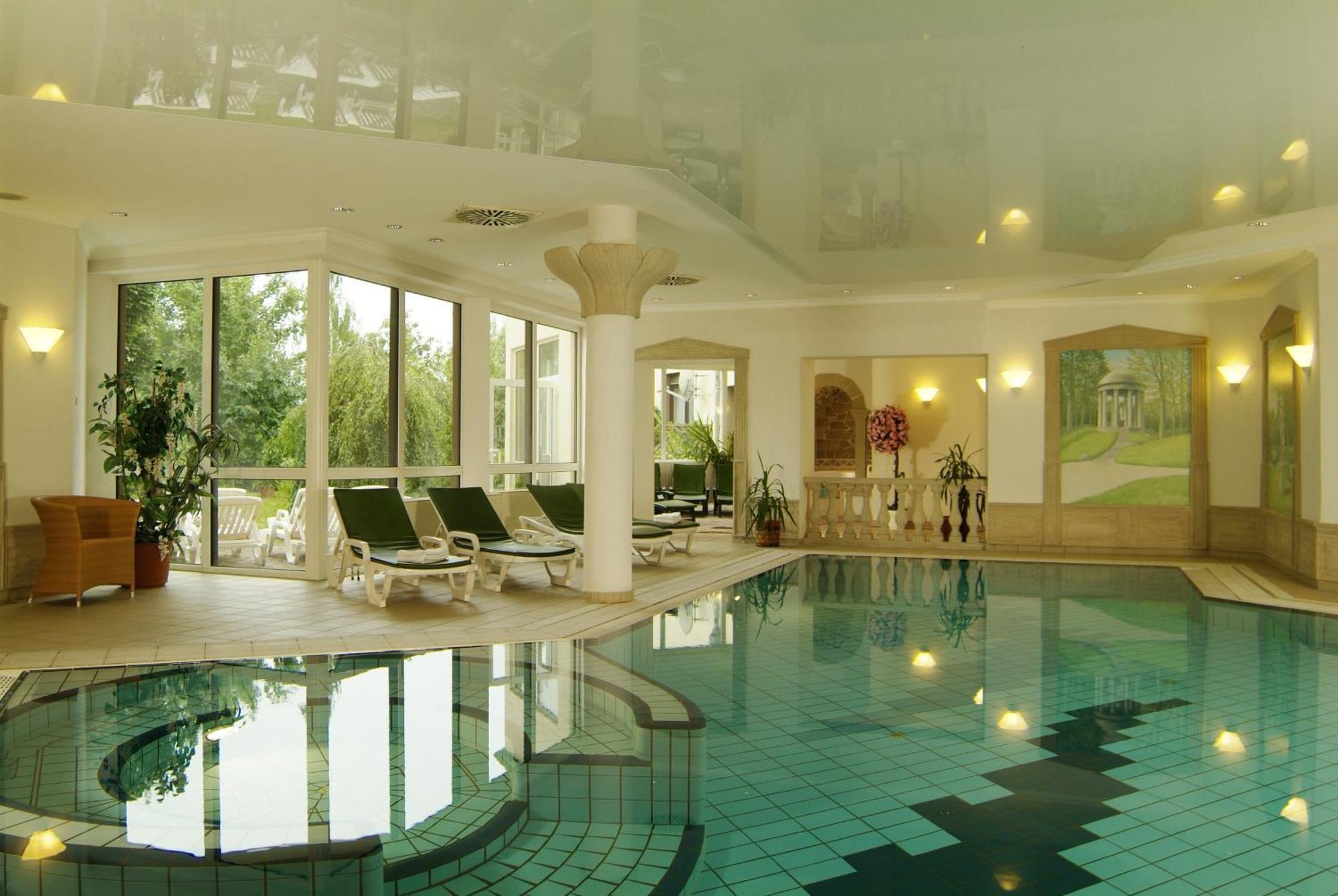 Ringhotel Hotel Zum Stein Ораніенбаум-Верліц Екстер'єр фото