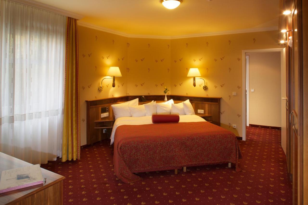 Ringhotel Hotel Zum Stein Ораніенбаум-Верліц Екстер'єр фото