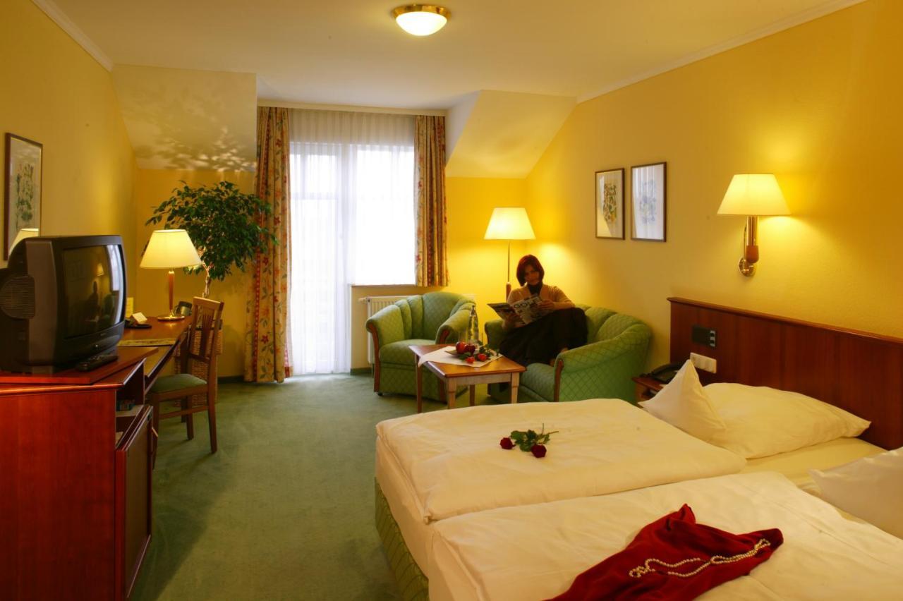 Ringhotel Hotel Zum Stein Ораніенбаум-Верліц Екстер'єр фото